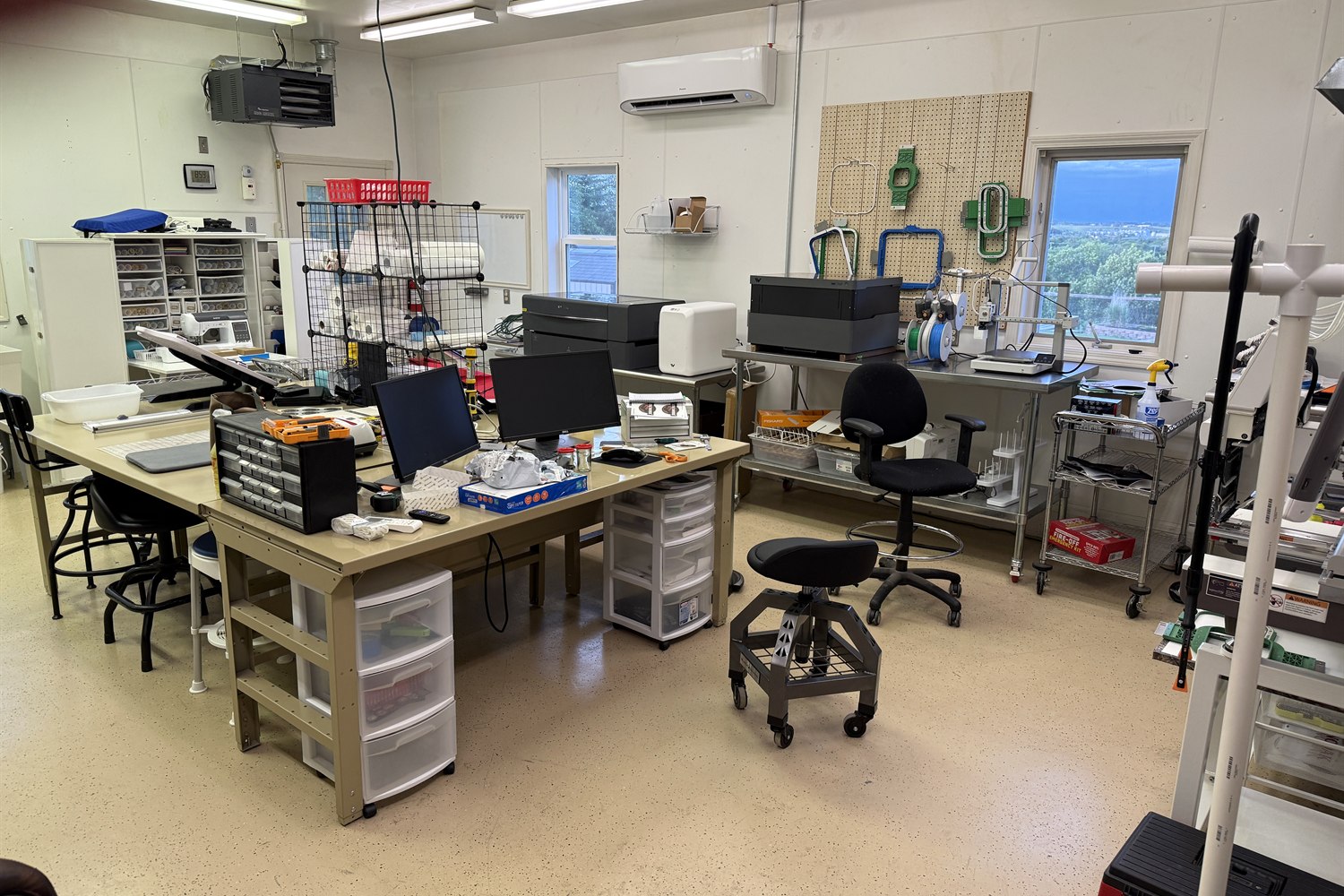 The shared NoDak Threads and WW Custom Works production room